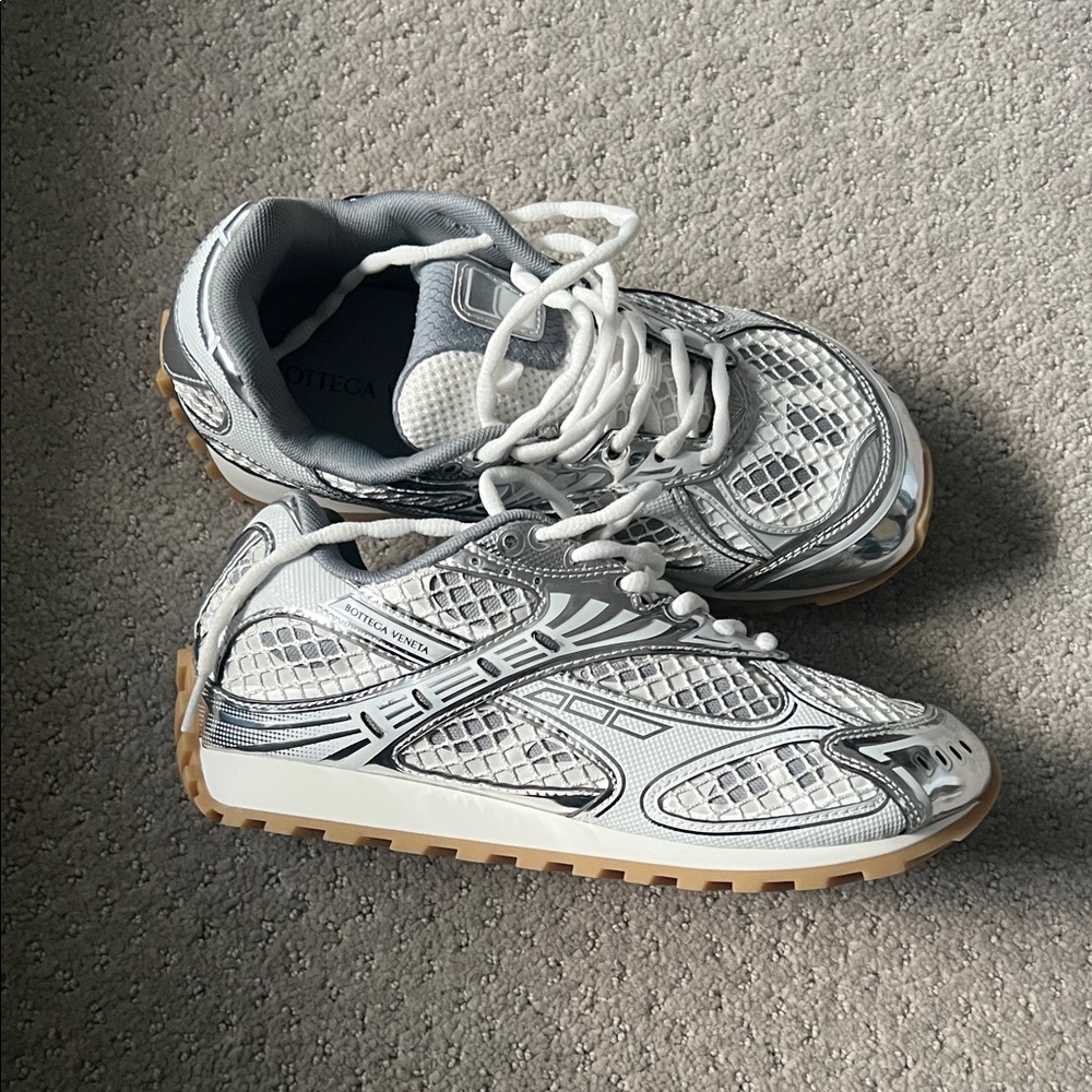 Bottega Veneta silver Orbit Sneaker Size 39